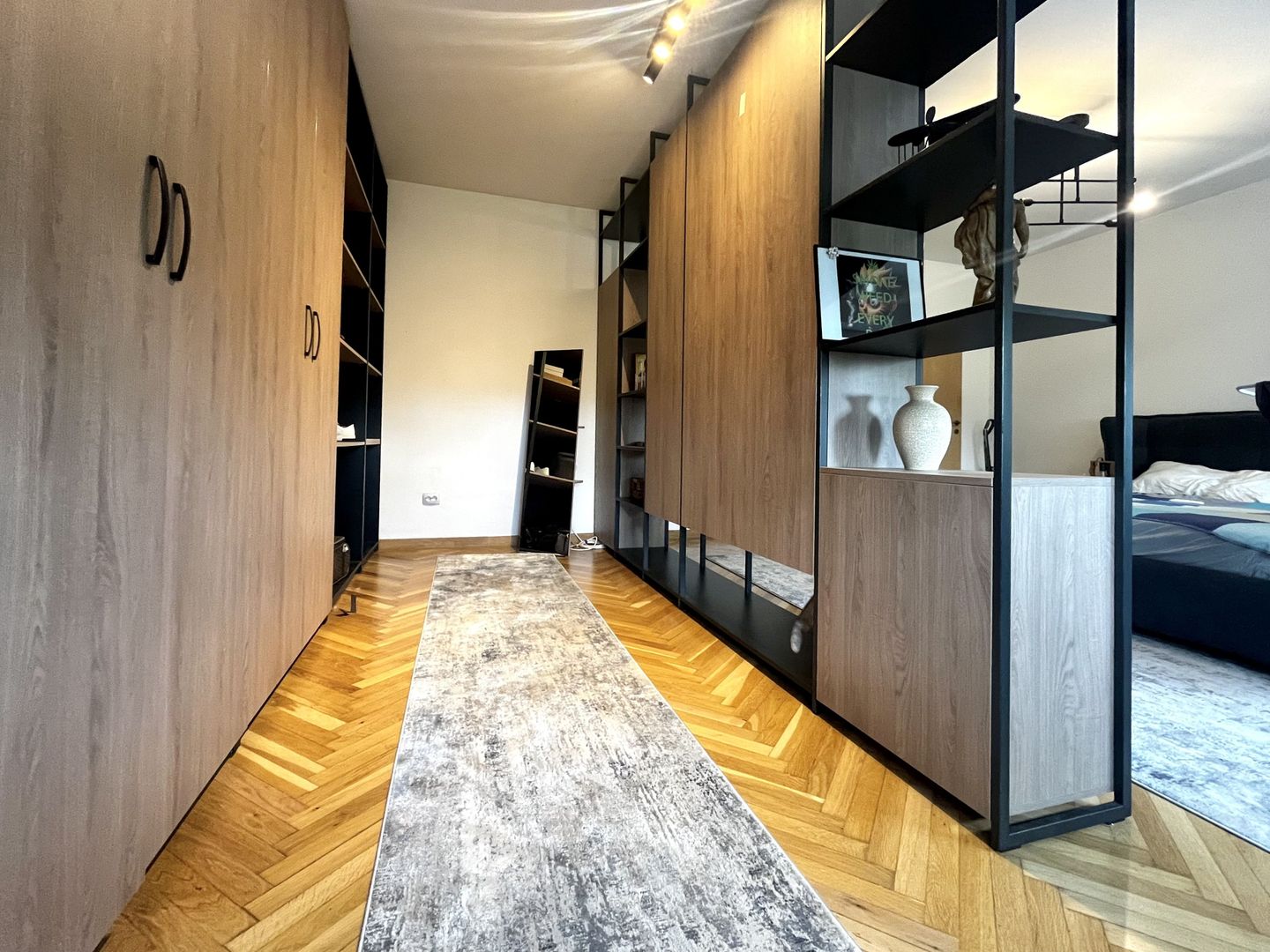 Apartament confortabil si spațios, in zona Lipovei - Iulius Mall - Poză 13