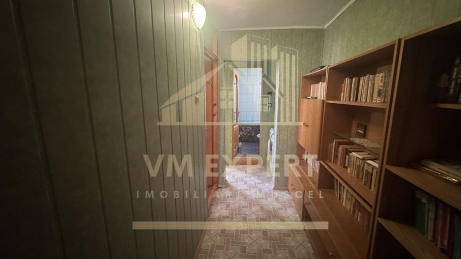 APARTAMENT 3 CAMERE ETAJ 4 GRUI CAMPULUNG - Poză 10