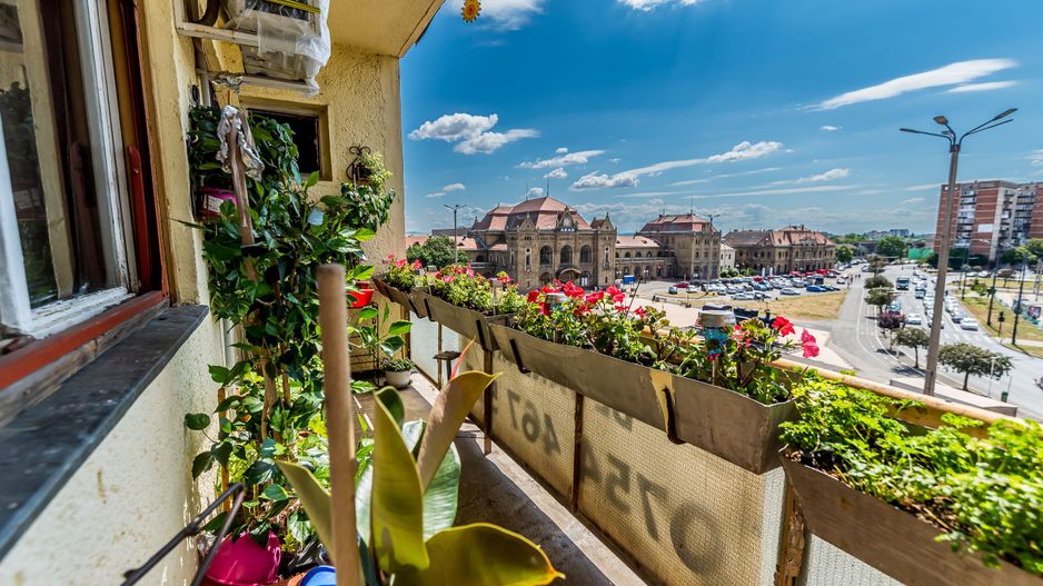 Apartament cu 4 camere decomandat cu vedere panoramica - Poză 2
