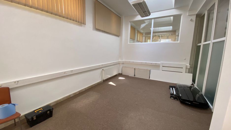 Spatiu de birou sau comercial - Poză 11