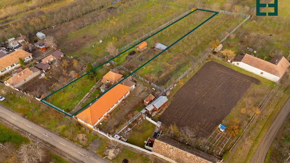 Vândut - Teren cu construcție – 2.480 mp – Seceani, Timiș - Poză 3