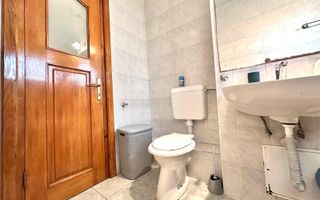 Apartament spatios 4 camere + parcare, pretabil ptr ERASMUS - Poză 10