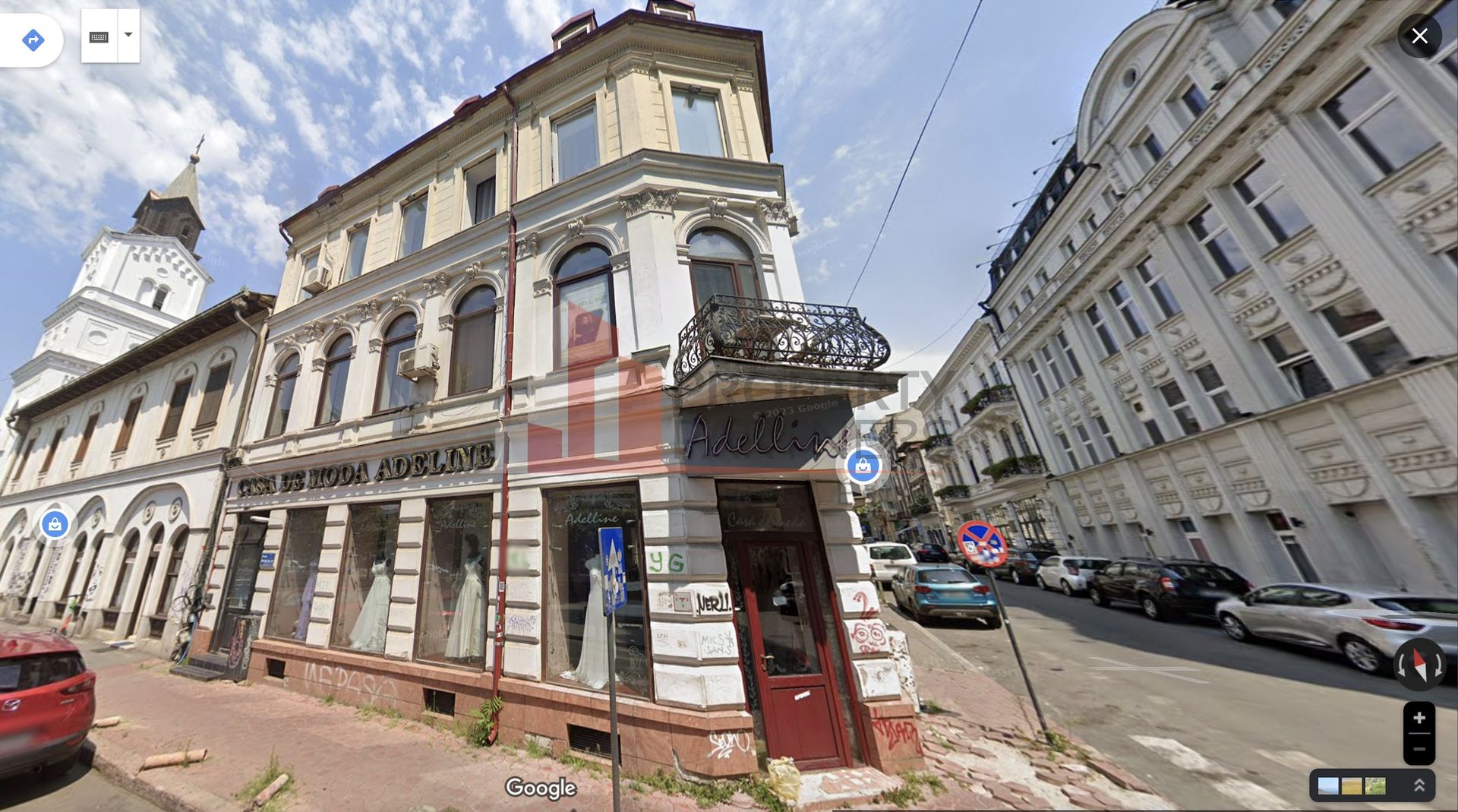 Casa vila cu spatiu comercial la parter si subsol - Poză 1