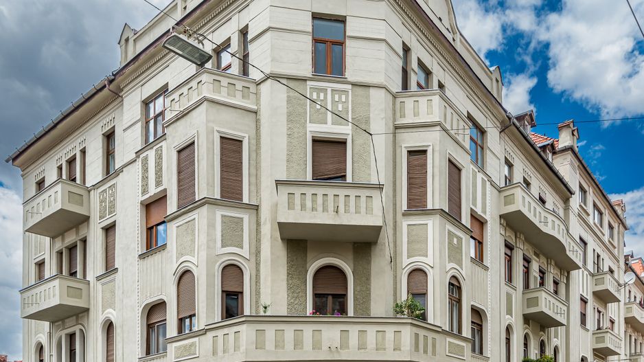 Apartament ultracentral cu 4 camere decomandat, etaj intermediar - Poză 13