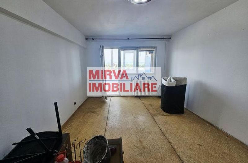 Vanzare apartament 2 camere, decomandat, zona Republicii - Poză 2