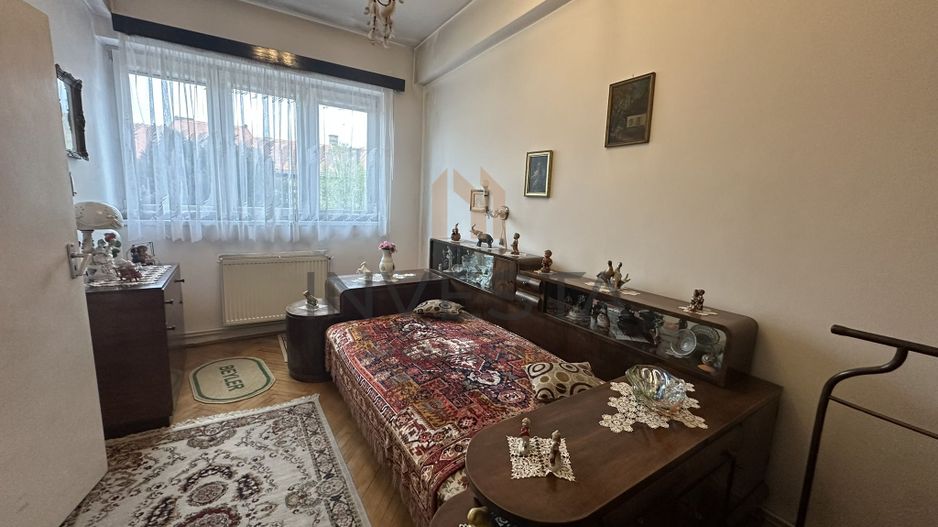 Oportunitate! 3 camere cu view spre Facultatea de Litere! 2800/mp ! - Poză 4