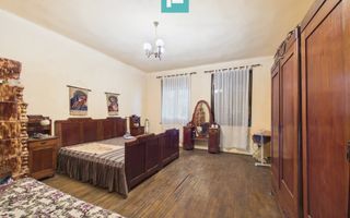 Casă cu etaj, în localitatea Buteni, Arad - Poză 2