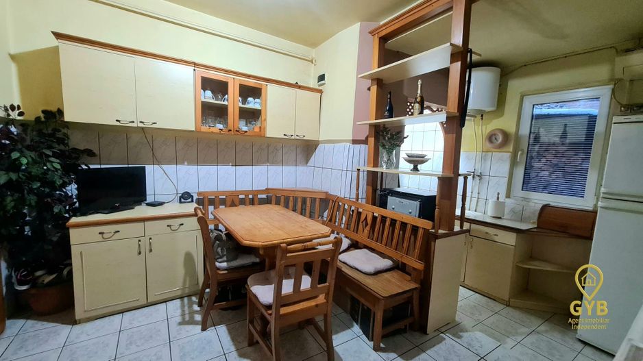 Casa cu de vanzare cu 2 camere Ultracentral, pe Tudor Vladimirescu - Poză 6