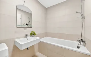 Studio modern | Kasper Coresi | Parcare & boxă - Poză 15