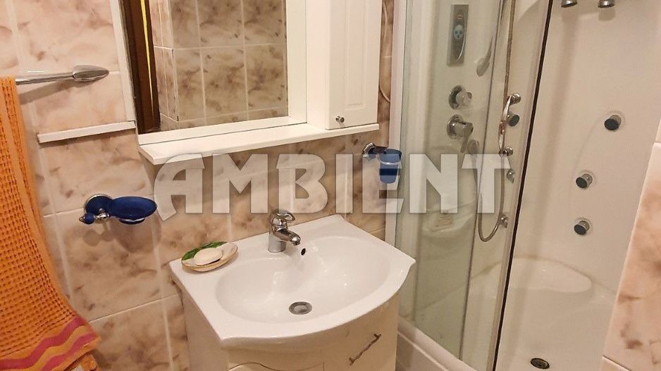 Apartament 3 camere, parter, zona BAZAR; - Poză 3