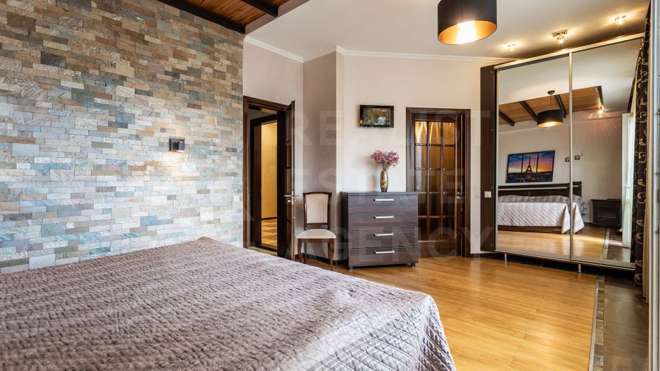 Vânzare apartament  142 mp, str. Valea Trandafirilor, Botanica - Poză 8