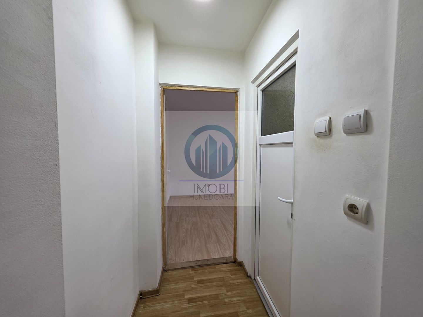 Apartament 2 camere de vanzare parter SU 51 Deva Al. Constructorilor - Poză 13