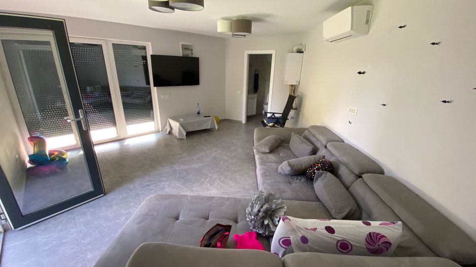 Vila moderna Dumbravita - Poză 8