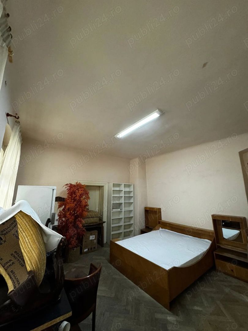 De vanzare apartament in Piata Sfatului - Poză 3