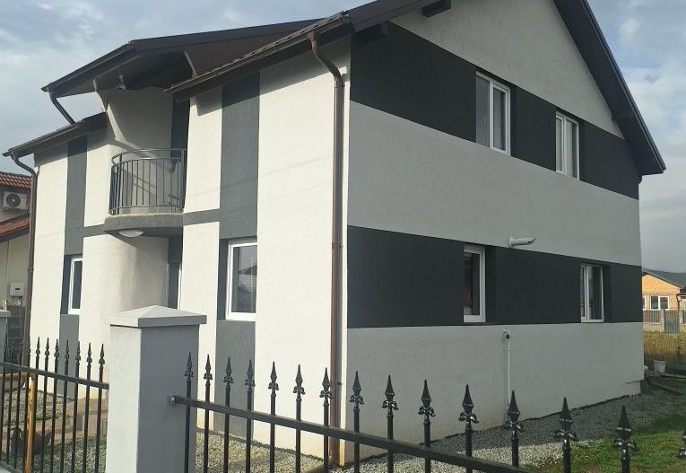 NEKSUS IMOBILIARE | VILĂ P+M CU 5 CAMERE, TERASĂ ȘI CURTE – MICEȘTI - Poză 2