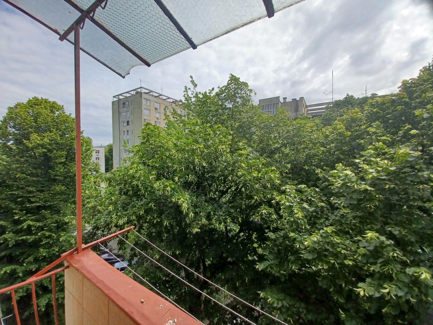 Apartament 2 cam, P-ța București. 65 000 E. Comision 0 - Poză 3