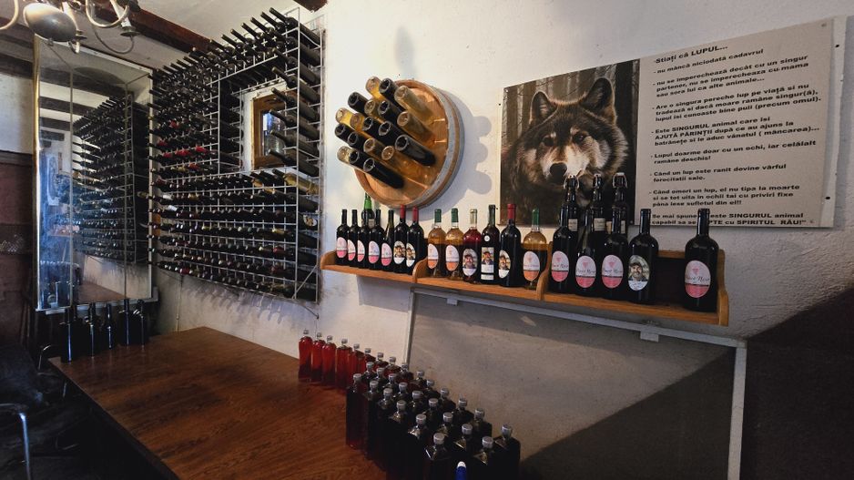 Vie Tradițională „Halta Lupilor” - Poză 3