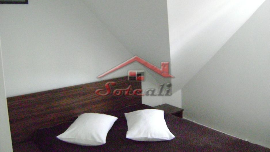 Pensiune de vanzare P+E Busteni - central - Poză 27