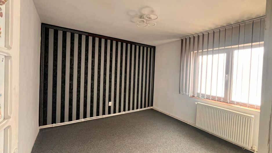 Spații birouri de Închiriat 80 Mp | Suceava/ Obcini | 500Euro/luna - Poză 1