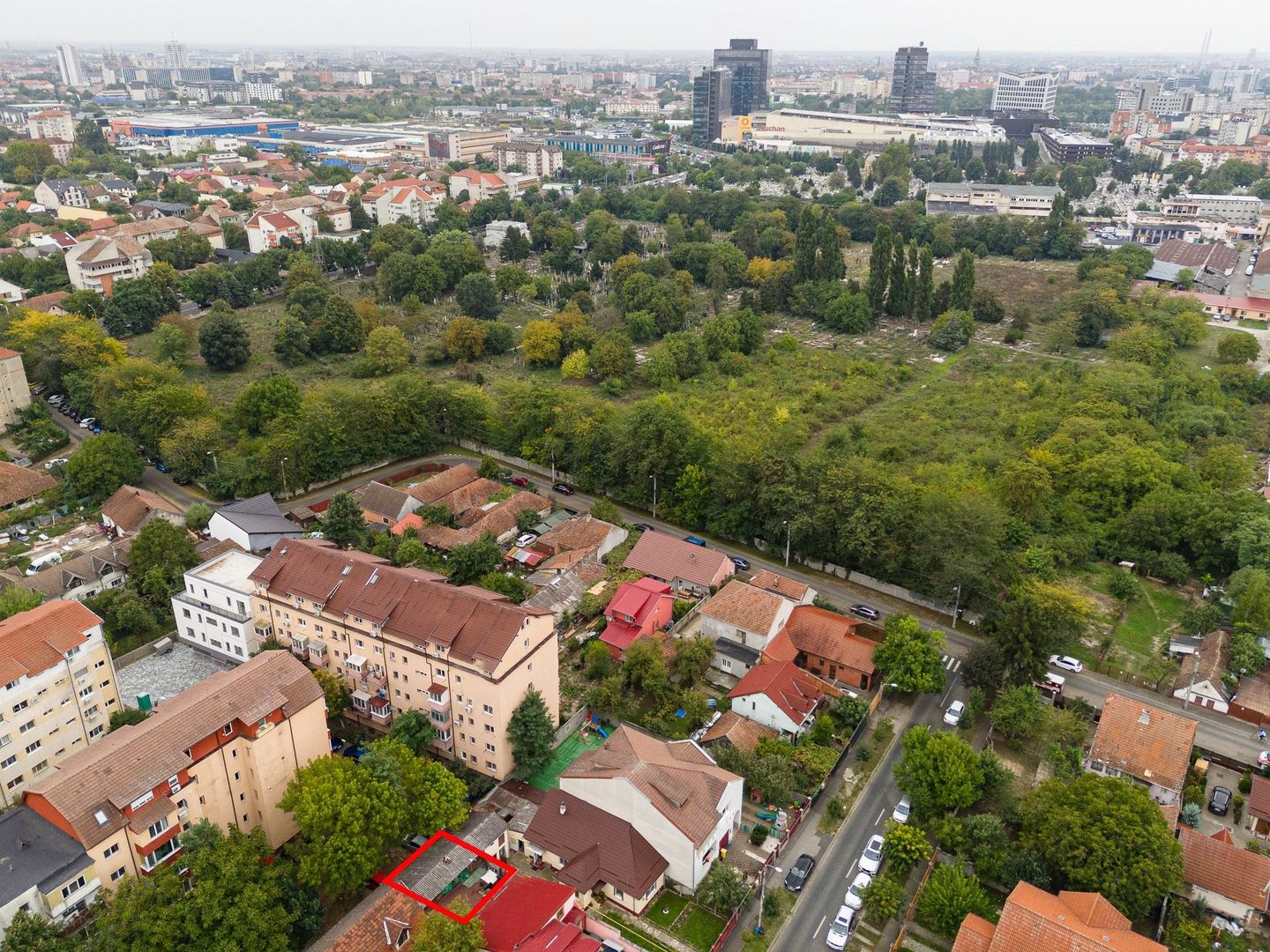 Garaj cu teren in proprietate de 91 mp | CF individual | Lipovei, Haga - Poză 1