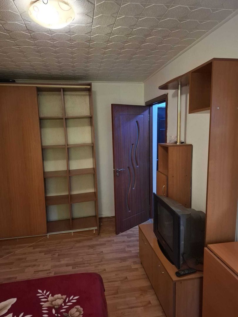 Garsoniera Crinul de Padure Parc Drumul Taberei - Poză 5