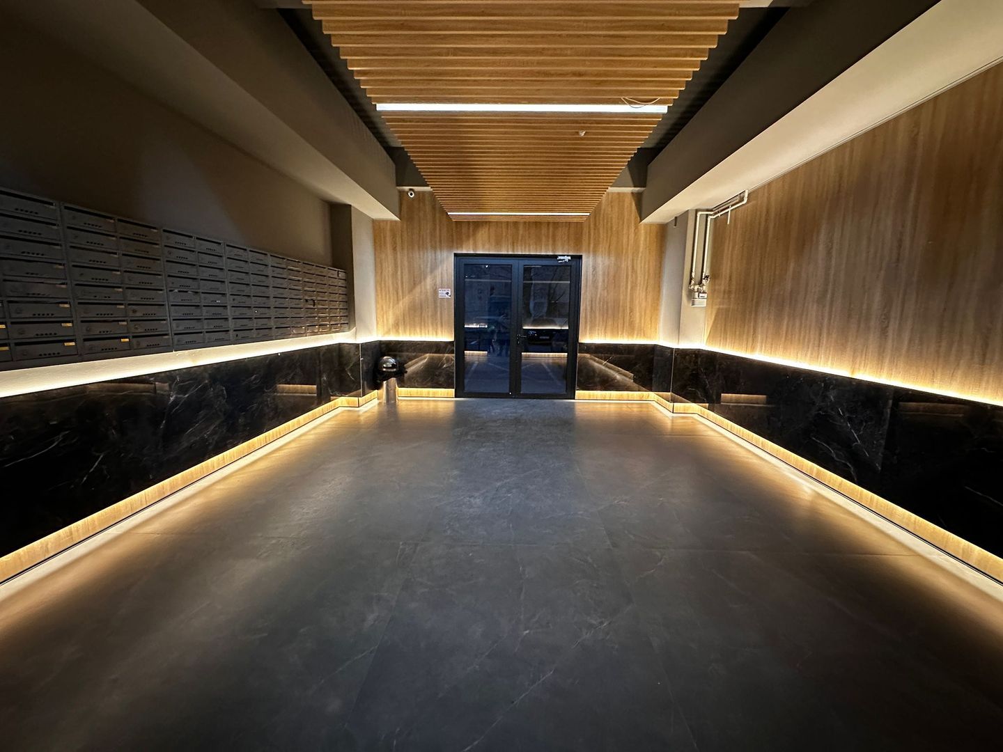 Garsoniera Studio Bloc NOU Metrou Dristor Mihai Bravu Centrala + Pat - Poză 4