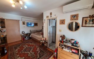 Garsoniera, Suprafata 30.5 mp, Etaj 7,  Zona Cetate - Poză 2