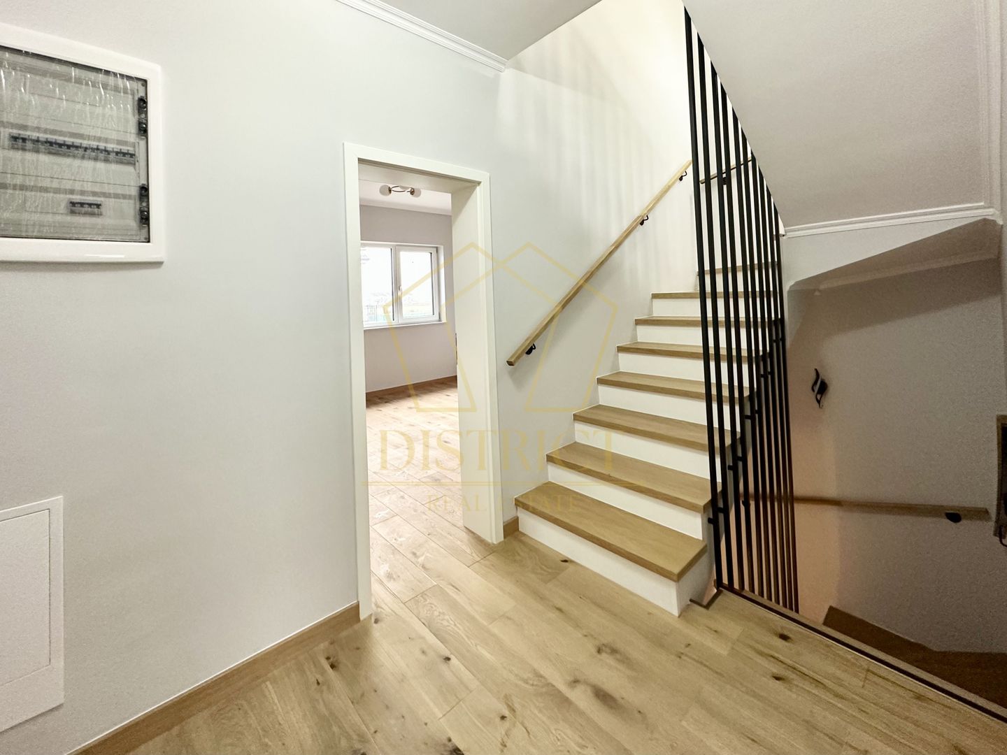 Case insiruite cu 4 si 5 camere | Sacalaz - Poză 4