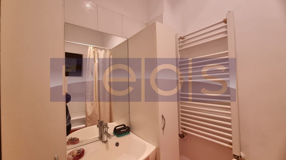 VANZARE- 9- CAMERE (S+P)- VILA -COTROCENI - Poză 32