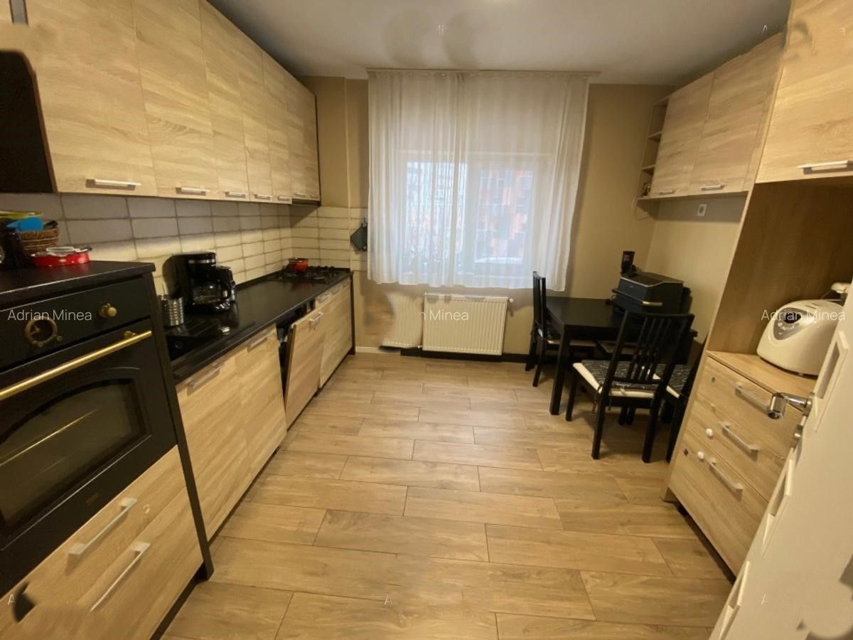 Apartament 3 camere zona Basarabiei - Costin Georgian - Carei - Poză 2