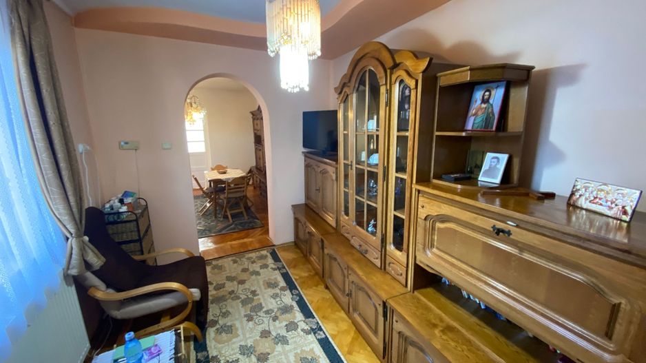 BRASADAS vinde casa cu 6 cam 2 bai cu tern 3.3 ari. - Poză 4