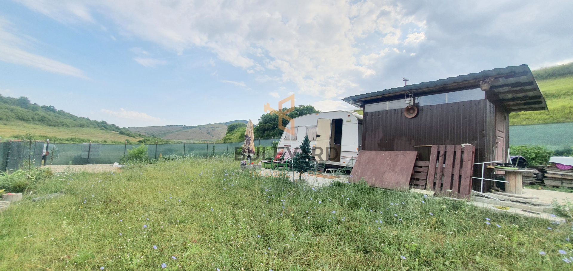 Teren cu suprafata de 434 mp pentru investitie si relaxare! - Poză 3