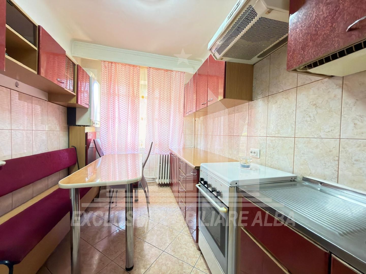 Apartament 4 camere decomandate | 85 mp | De inchiriat | Cetate - Poză 2