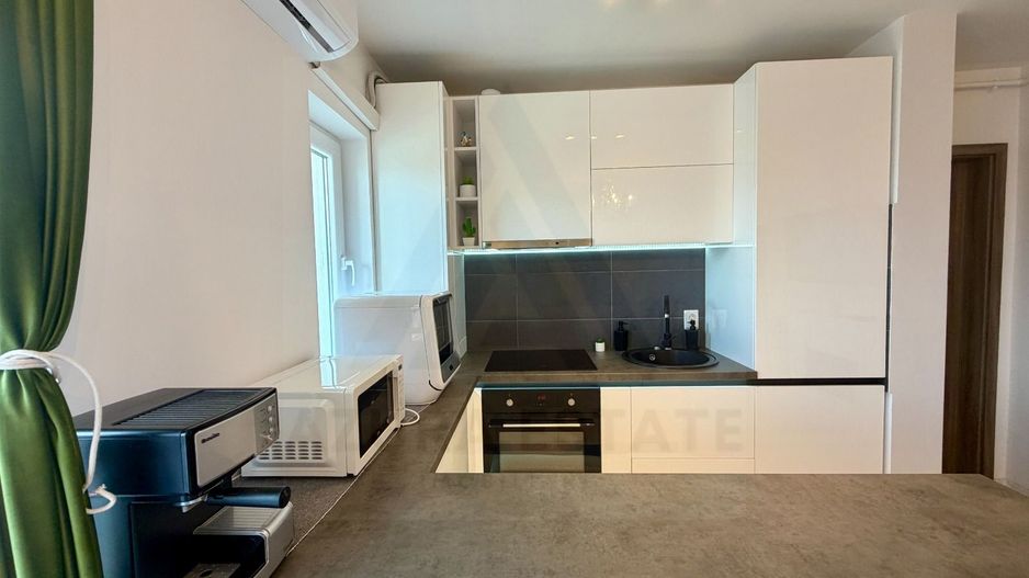 Apartament premium 3 camere etaj 2 cu lift si terasa Calea Surii Mici - Poză 3