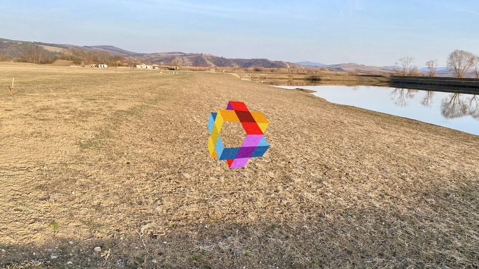 Teren 11 ha cu heleșteu 3 ha - Poză 3