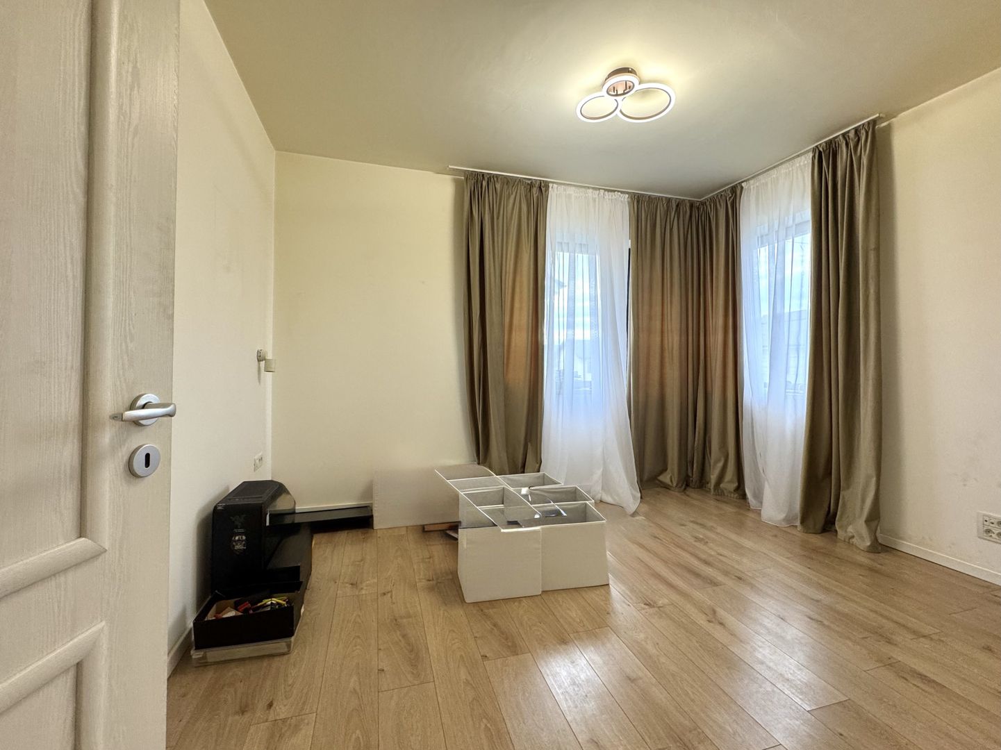 Un nou început: duplex modern si primitor,  P+E+M, in Dumbrăvița - Poză 21