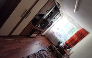 Vând apartament cu 4 camere - Poză 3