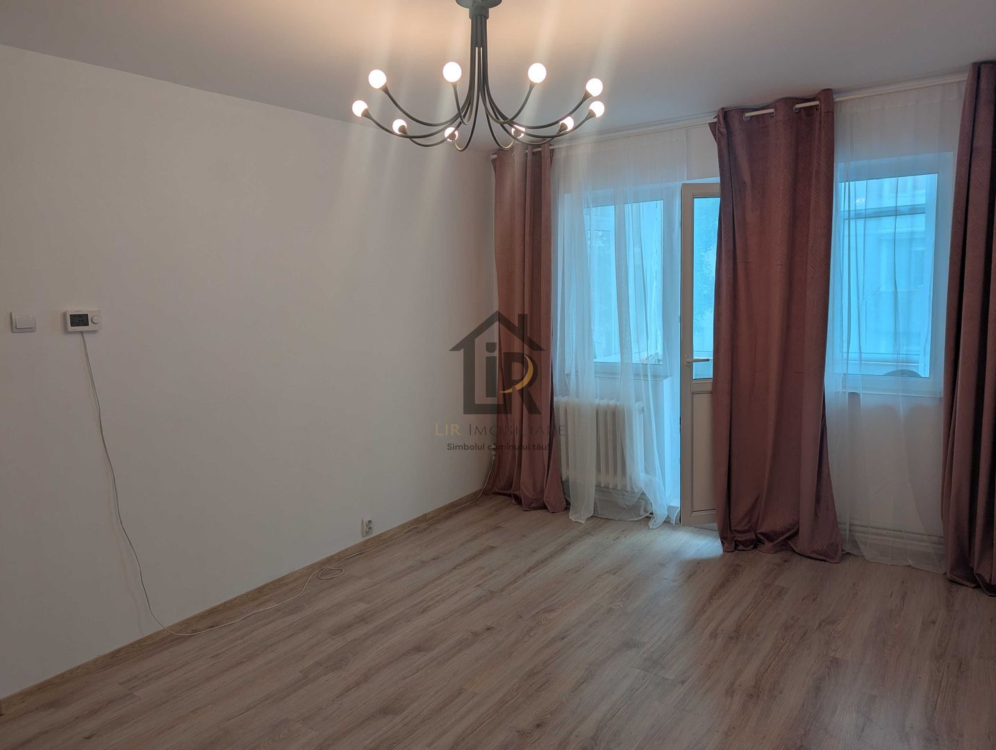 Apartament 3 camere – Alexandru cel Bun (Rond Zimbru) RENOVAT COMPLET - Poză 5