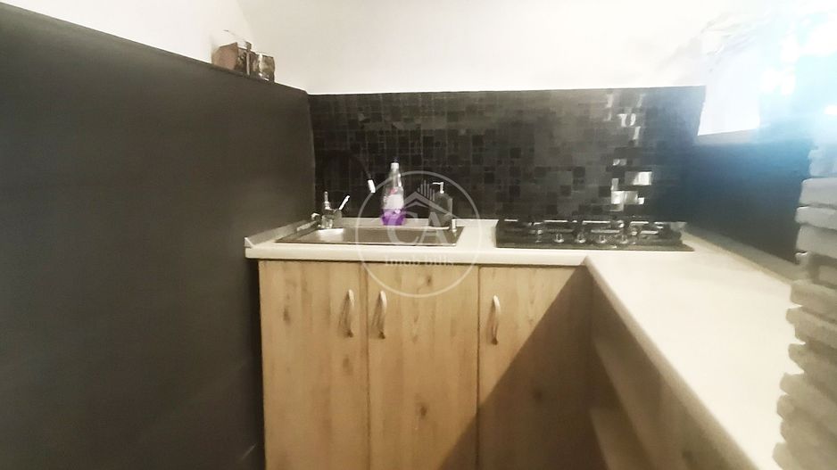 Spatiu comercial de vanzare la curte comuna Ultracentral, Oradea - Poză 4