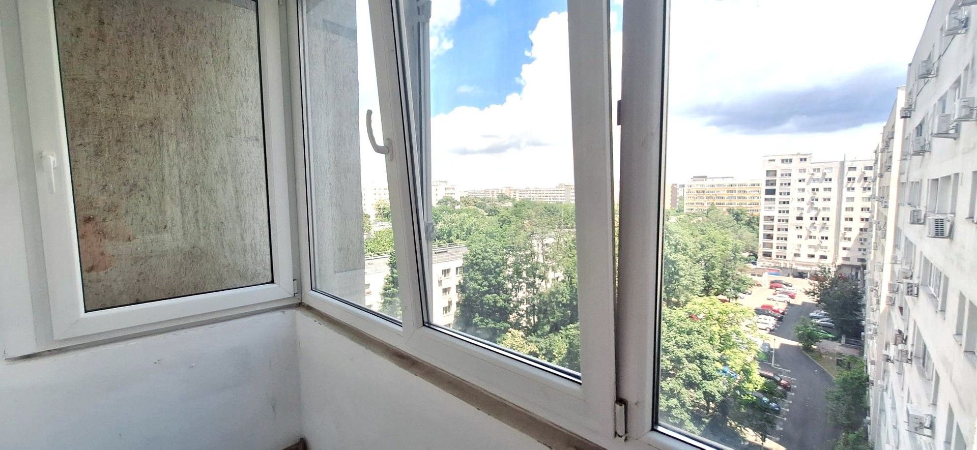 🏡 Închiriez Apartament cu 2 camere, Potcoava Titan, 2 balcoane, metrou aproape - Poză 5