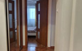 De închiriat apartament 3 camere Apărătorii Patriei - Poză 3