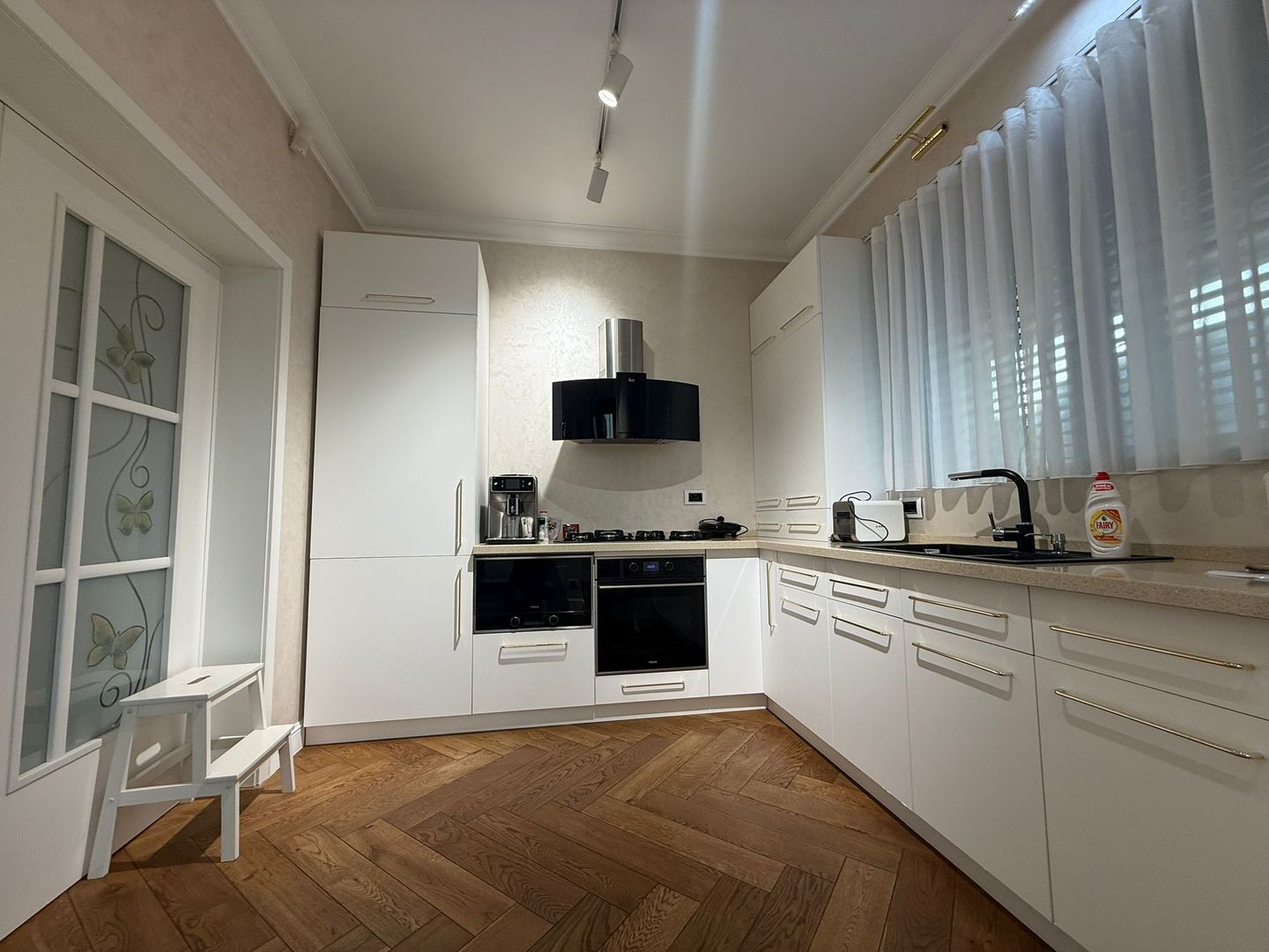 Apartament 3 Camere 150 mp + Terase | Mobilat si Utilat Premium - Poză 24