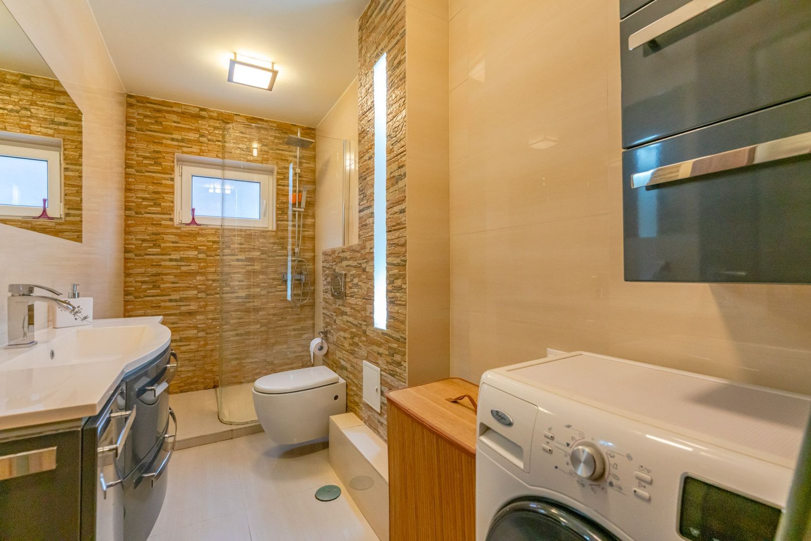 Apartament Mobilat si Utilat cu Loc de Parcare - Poză 11