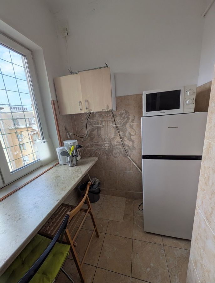 Rond Piata Romana | 2 Camere | 9/10 | Vedere Spate - Poză 5