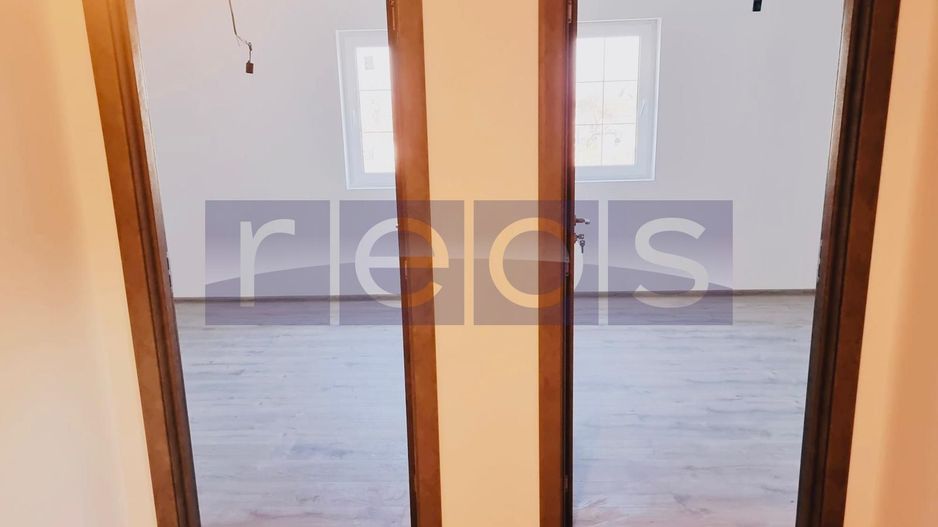 VILA DE VANZARE | 5 CAMERE | BURIAS - Poză 8