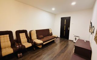 De vanzare apartament cu 2 camere dec. la parter in Galati, Micro 13 - Poză 1