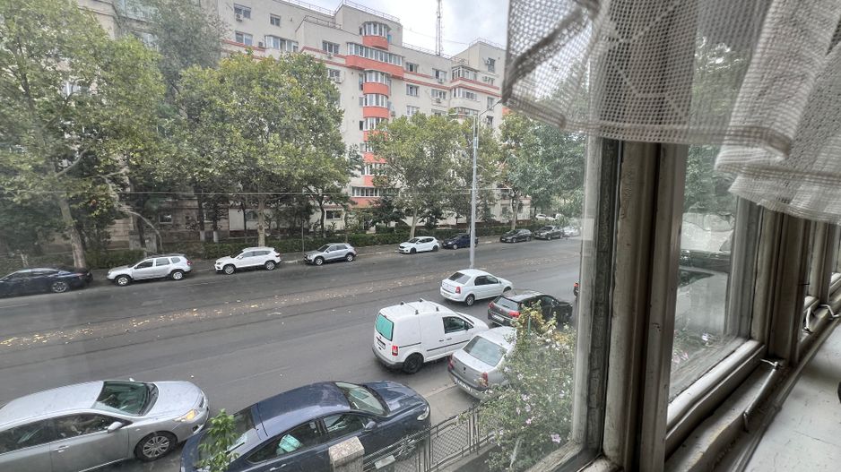 Casă interbelică de închiriat – Str. Barbu Văcărescu nr. 33 - Poză 21