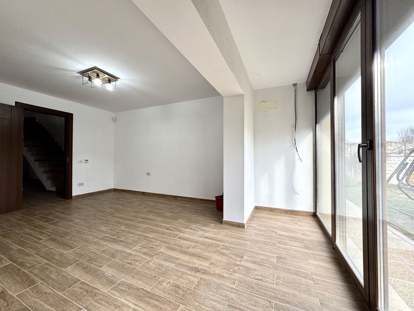 Duplex spațios, prima închiriere, in zona Lunei - Poză 4