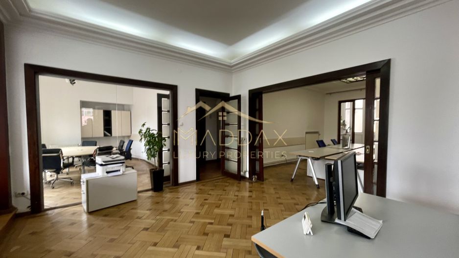 Apartament  6 camere*** 180 mp****Centrul Capitalei - Poză 1