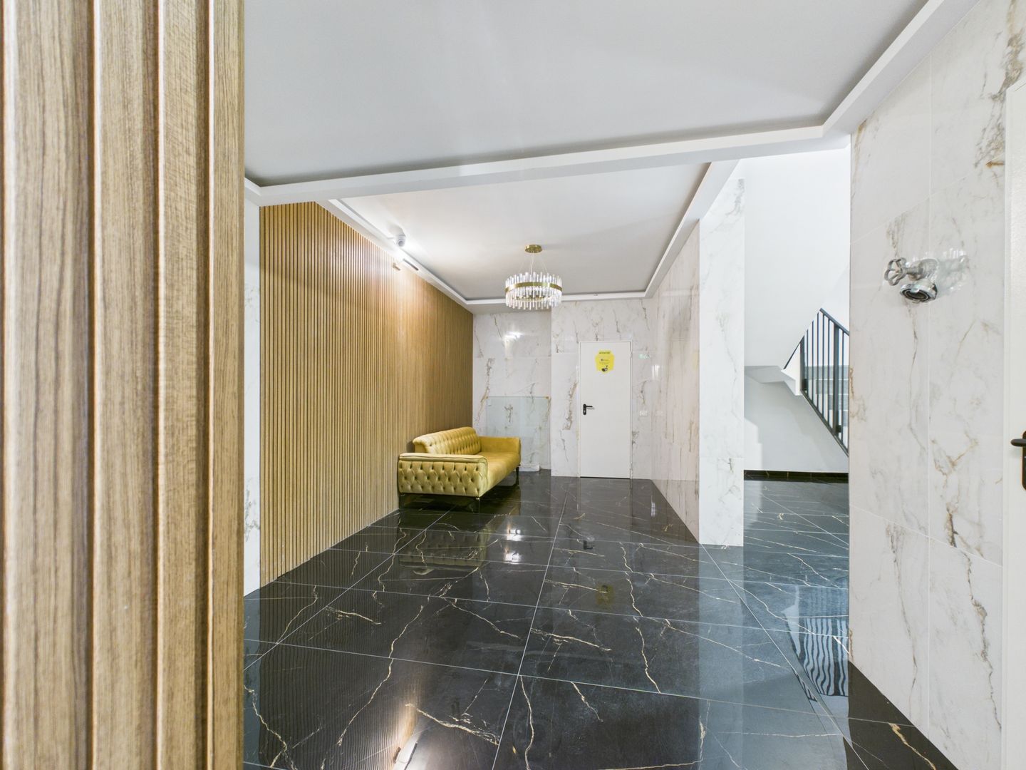 Penthouse 3 camere | Fizicienilor | Sector3 | Terasa generoasa - Poză 3